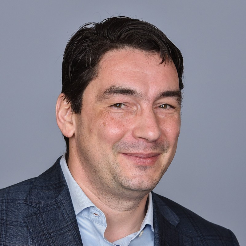 Liviu Olos